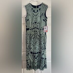 Elegant Navy and Green Embroidered Dress JS Collections NWT Size 10
